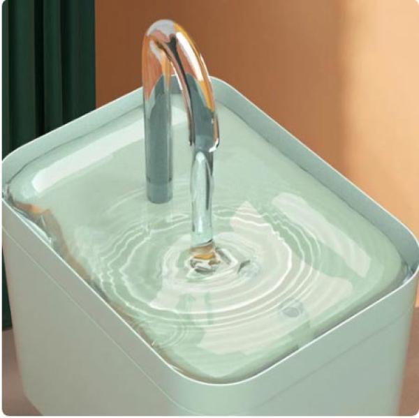 Automatischer Wasserspender