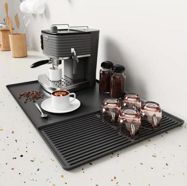 2-in-1 Silikon-Kaffeetuch mit erhöhtem Rand